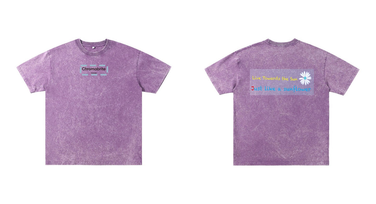ChromaBrite Vintage Acid-Wash Oversized Graphic T-Shirt – "進行中" Wireframe Polyhedron Streetwear Unisex Tee ChromaBrite Clothing