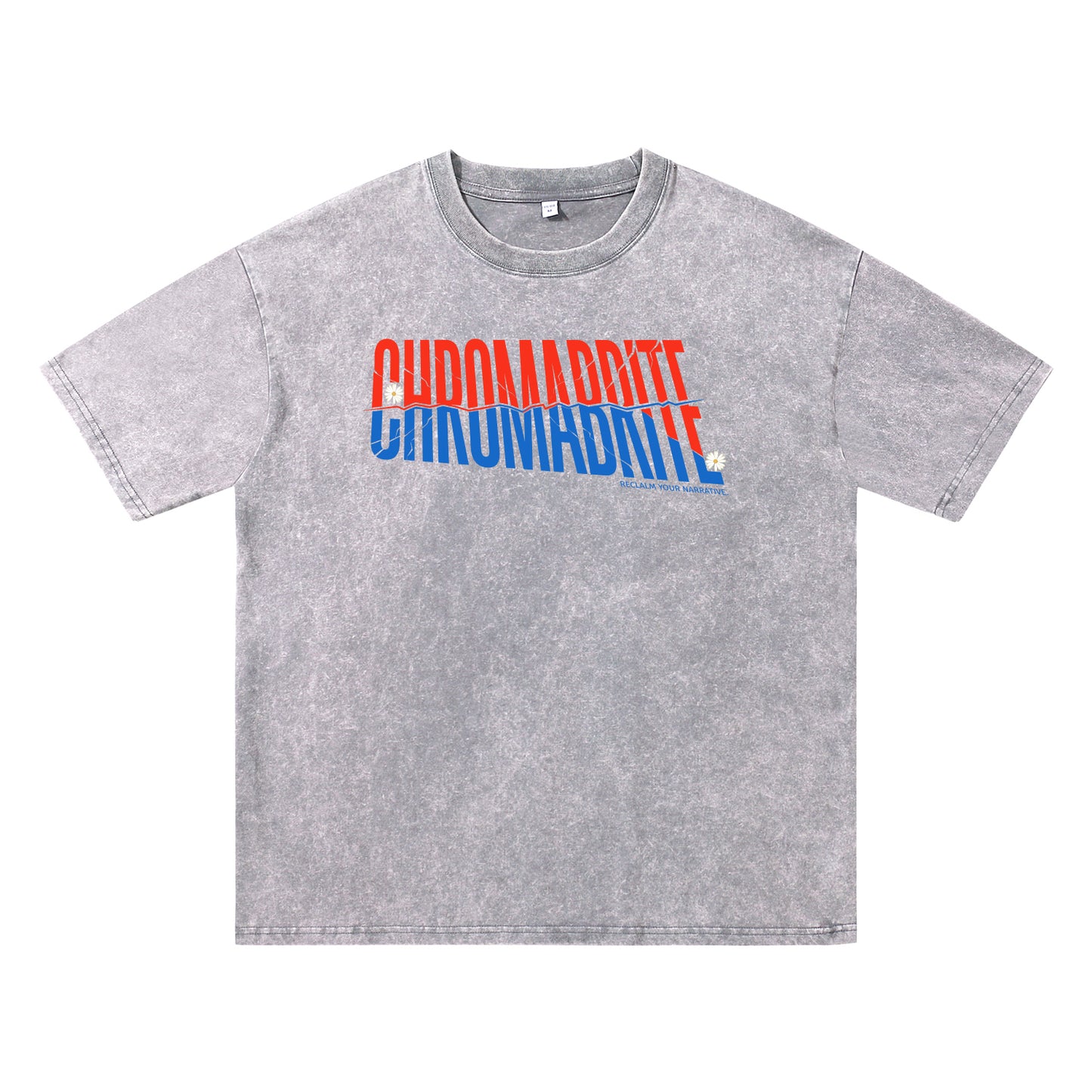 Detail view of grey t恤 featuring Diagonal Narrative Wordmark Vintage Tee