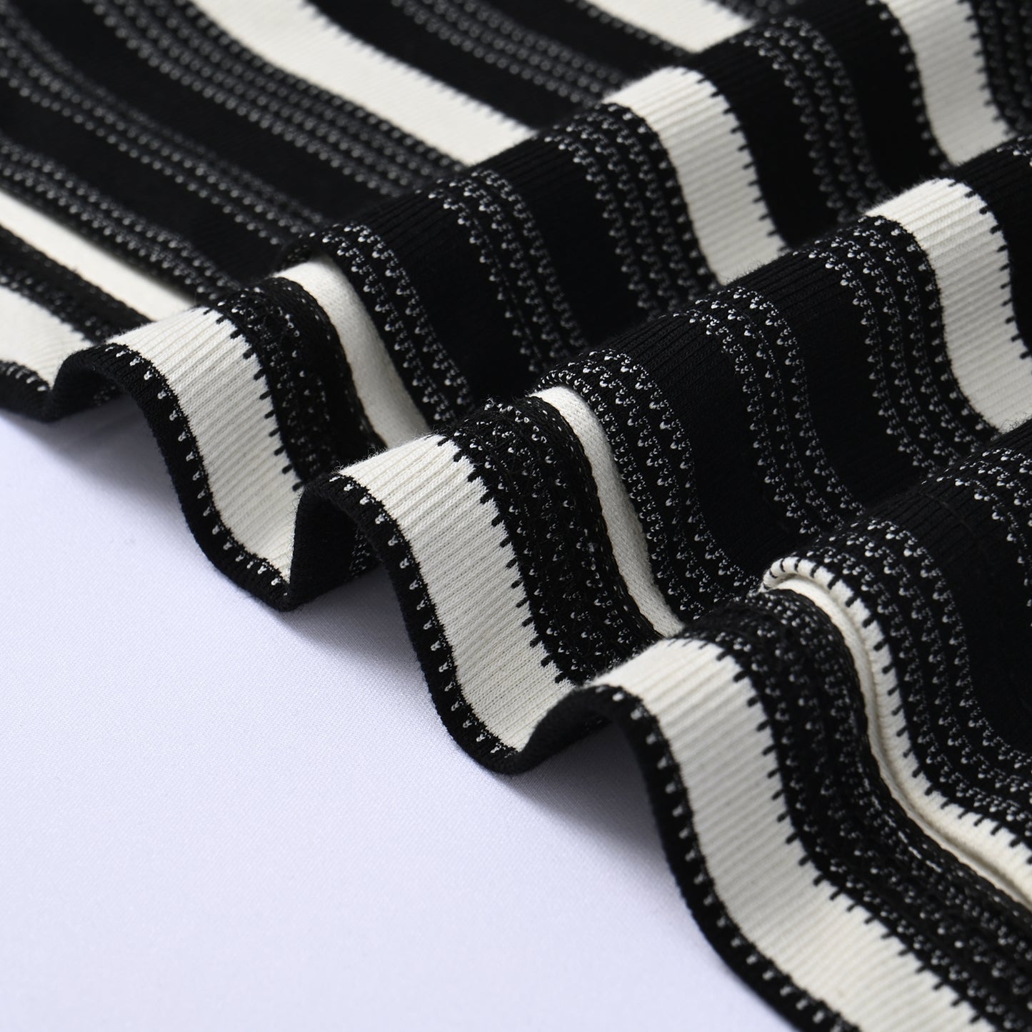 Yarn-Dyed Stripe T-Shirt 200GSM | Relaxed Drop-Shoulder | Grey-Black Tee ChromaBrite Clothing - 展示9
