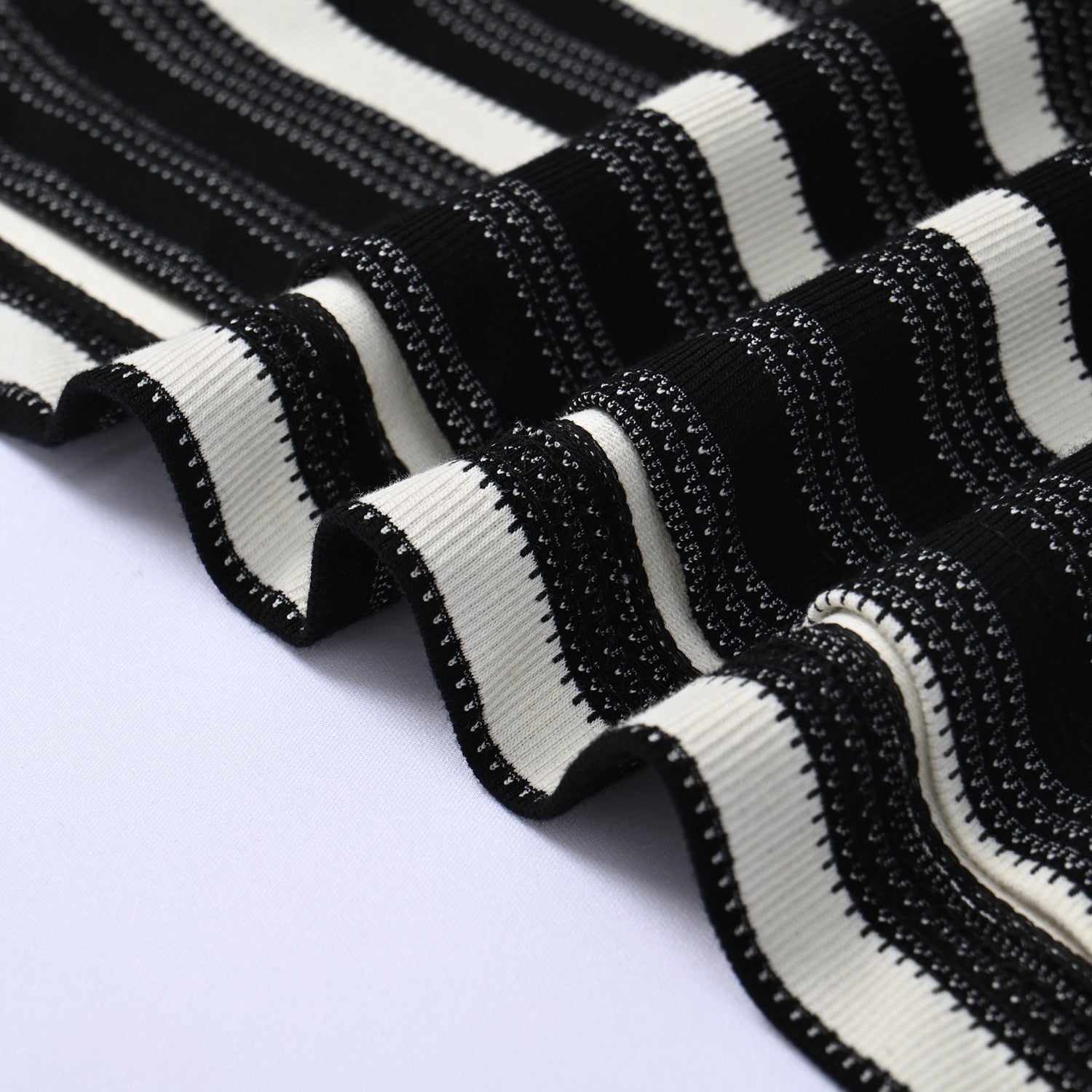 Yarn-Dyed Stripe T-Shirt 200GSM | Relaxed Drop-Shoulder | Grey-Black Tee ChromaBrite Clothing - 展示9